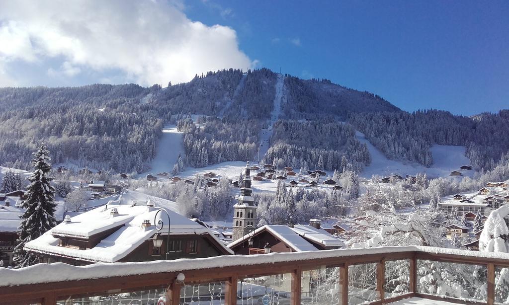 Hotel Alpen Roc Ла Клусаз Екстериор снимка