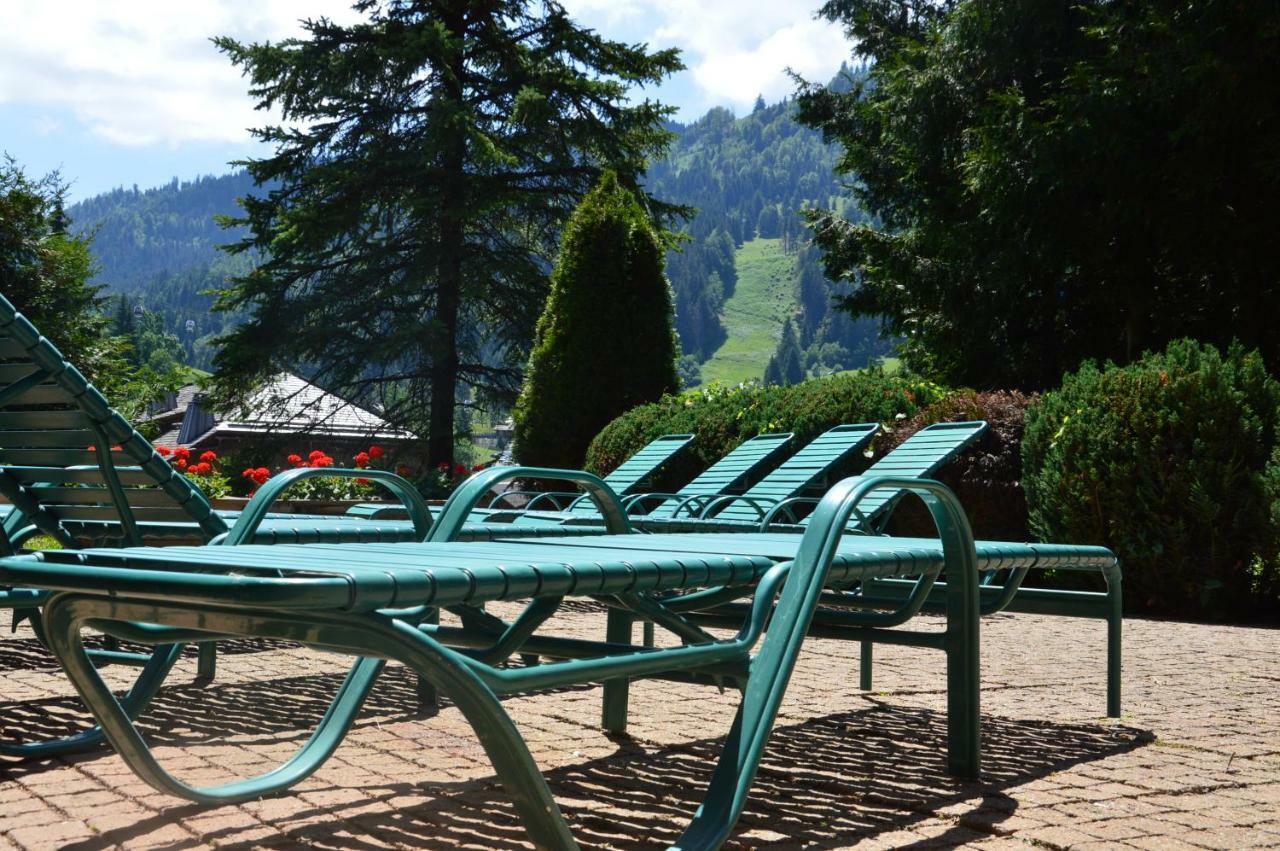 Hotel Alpen Roc Ла Клусаз Екстериор снимка
